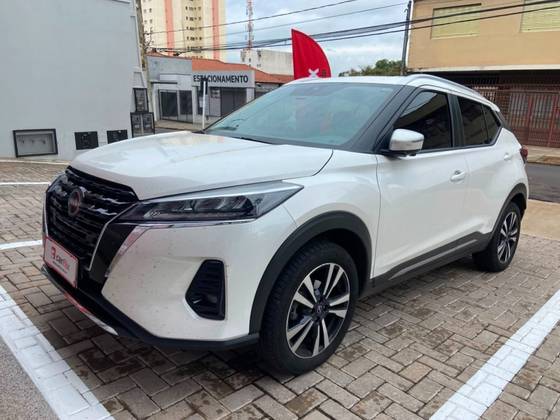 NISSAN KICKS 1.6 16V FLEXSTART EXCLUSIVE XTRONIC NISSAN KICKS 1.6 16V FLEXSTART EXCLUSIVE XTRONIC
